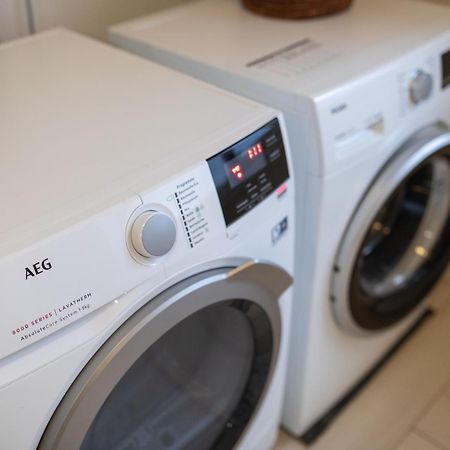 Stadthaus Mit 2 Schlafzimmern & Wohnzimmer Mit Kamin - Kostenloser Privat-Parkplatz Auf Dem Grundstueck Leipzig Exteriör bild
